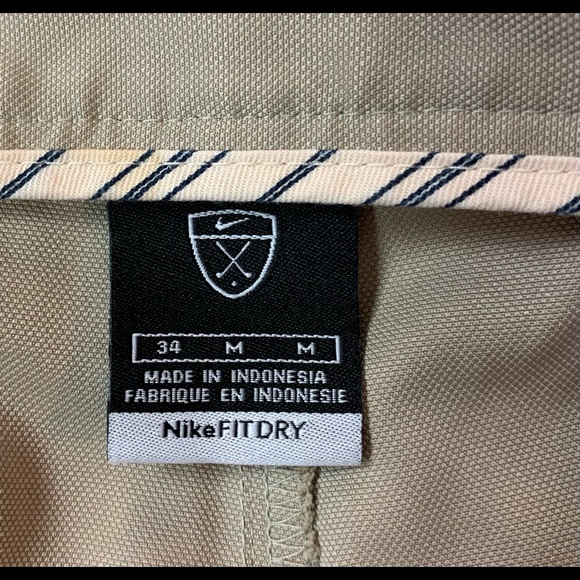 Mens NIKE Khaki PLEATED Dri Fit GOLF SHORTS  34 - Picture 4 of 4